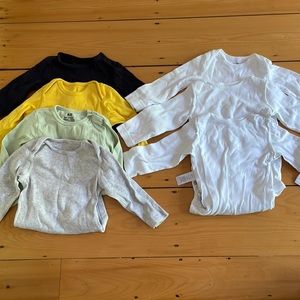 Bundle of 7 bodysuits (9-12mths)